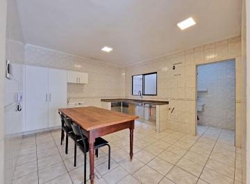 Apartamento · 71m² · 2 Quartos · 1 Vaga · OPORTUNIDADE! Apartamento TÉRREO, com 2 dorms, bem localizado e muito espaçoso! Jardim Europa!