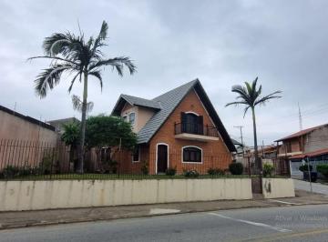 Casa · 224m² · 2 Quartos · 6 Vagas · Casa em Estilo Chalé à Venda - Conforto, Charme e Excelente Localização - Jardim Saira - Sorocaba/SP