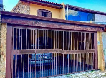 Casa · 133m² · 2 Quartos · 2 Vagas · Sobrado no Jardim Simus  2 dormitórios  quintal amplo com potencial gourmet