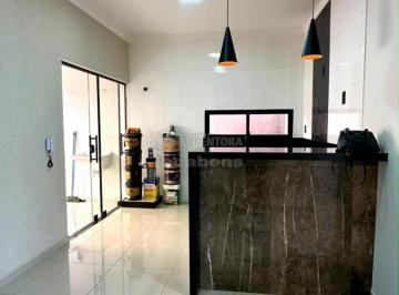 Casa · 65m² · 2 Quartos · 2 Vagas · Casa Padrão para Venda com 02 Dormitórios no bairro Jardim Caetano II