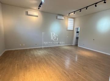 Comercial · 84m² · Sala comercial térrea de esquina
