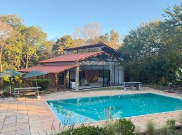 Casa · 500m² · 5 Quartos · 10 Vagas · Casa em Condomínio Ipê Amarelo