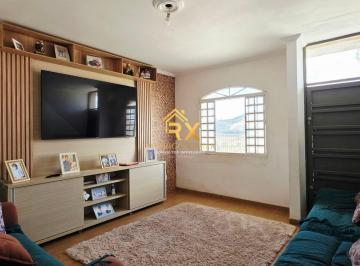 Casa · 195m² · 3 Quartos · 4 Vagas · Casa à Venda | Parque Véu das Noivas | Poços de Caldas