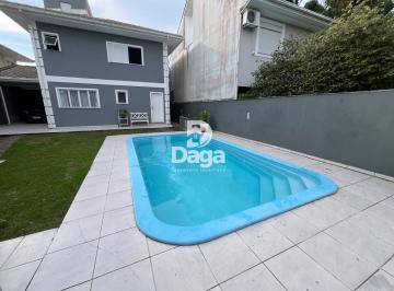 Casa · 207m² · 3 Quartos · 3 Vagas · Casa Alto Padrão, Esta é pra você e sua Família!!!!