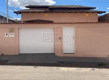 Casa · 300m² · 3 Quartos · CASA À VENDA PORTEIRA FECHADA | 3 QUARTOS, SUÍTE, CLOSET E ÁREA GOURMET