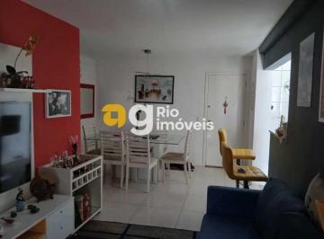 Apartamento · 68m² · 2 Quartos · 1 Vaga · Apartamento 2 Quartos com Suíte, Varanda e Móveis Planejados no Village di Capri