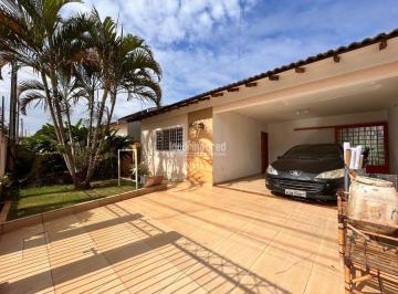 818w4bu2ytu5mdi2zdnjymzi_md · Casa com 3 Dormitórios, Edícula e Amplo Quintal no Jardim Sabará I