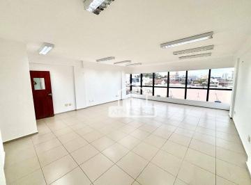 Comercial · 140m² · 2 Vagas · Sala Comercial para alugar em Centro de 140.00m² com 2 Garagens