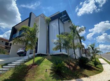 Casa · 262m² · 3 Quartos · 4 Vagas · Casa de Condomínio para venda e aluguel em Residencial Mont' Alcino de 262.00m² com 3 Quartos, 3 Sui