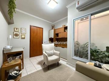 Casa · 228m² · 3 Quartos · 3 Vagas · Casa para venda em Centro de 228.00m² com 3 Quartos e 3 Garagens