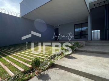 Casa · 157m² · 3 Quartos · 4 Vagas · Casa com 157,5m² 3 quartos à venda no bairro Novo Mundo