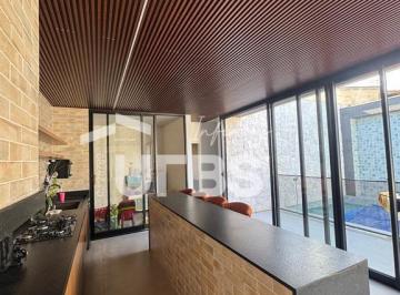 Casa · 185m² · 3 Quartos · Encontre o lar dos seus sonhos em Aparecida de Goiânia!