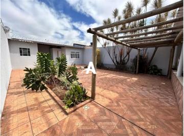 Casa · 269m² · 4 Quartos · 2 Vagas · Casa com 269m² 4 quartos à venda no Brasil