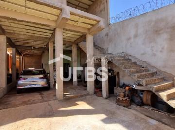 Casa · 240m² · 3 Quartos · 2 Vagas · Casa com 240m² 3 quartos à venda no Jardim Ipanema