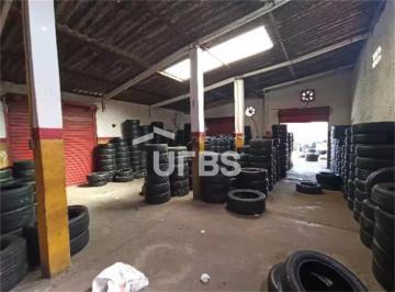 Comercial · 100m² · Galpão Comercial de 100m² em Localização Estratégica
