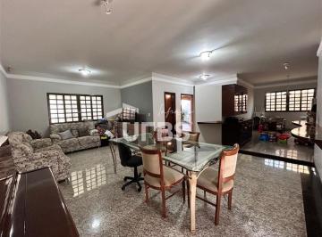 Casa · 241m² · 3 Quartos · 4 Vagas · Casa á venda com 241 m² 3 quartos à venda no Jardim Umuarama