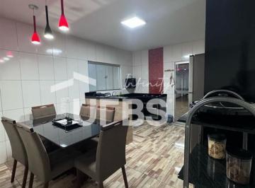 Casa · 230m² · 3 Quartos · 1 Vaga · Casa com 230m² 3 quartos à venda no bairro São Jorge