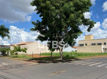 Comercial · 753m² · Terreno com 753,55m² à venda no bairro Alto Umuarama