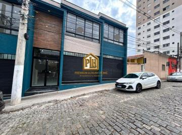 c6d7be40ae01e910d55203ddbc669d02f2c70a9e · Salão para alugar, 32 m² por R$ 2.315,00/mês - Centro - Atibaia/SP