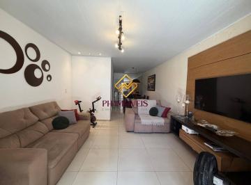 5b8f9cdd16adf278edd2d51b19eb3dcfea2d7d47 · Casa de 3 dormitórios sendo 1 suíte localizada no Poço -160m²