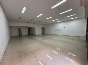 med_a8f4baa162783bf1568593f5770024f3.jpeg · Salão Comercial Amplo para Diversas Atividades