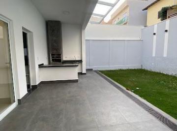 37f716e3a5d9c8ae4fda4d9225c6adf2cd65b65d · Casa com 3 dormitórios para alugar por R$ 6.670,00/mês - Parque Varanguera - São Roque/SP