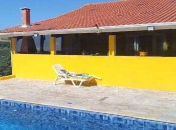 f6fe0d28d0bcf90fd0111c882d2561fb54b09d6a · Chácara em Pinhalzinho 1.091m² com piscina, churrasqueira, jardim, 03 dormitórios confira!