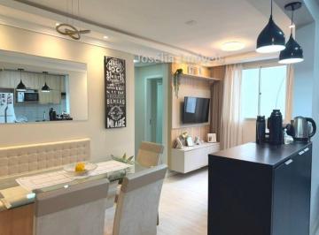 Apartamento de 2 quartos, Curitiba · Apartamento Club impecável, onde conforto, praticidade e contato com a natureza se encontram.