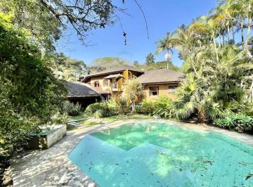 Casa · 2530m² · 5 Quartos · 10 Vagas · Casa espetacular no miolo da Granja, 5 suítes, 2 piscinas e gourmet