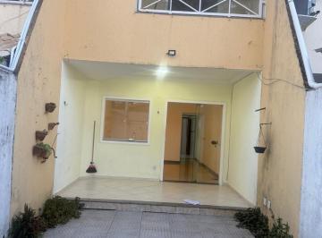 Foto 01 · ALUGO CASA EM LAURO DE FREITAS COM 2 SUÍTES, 92M², R$ 2.800,00 MAIS IPTU!!!