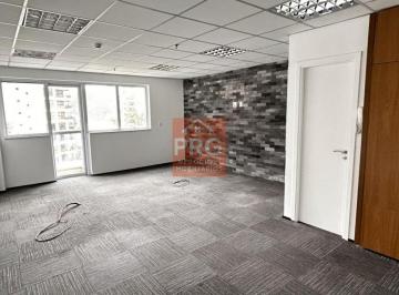 Foto 02 · Imóvel Comercial na Vila Andrade, São Paulo-SP: 1 Banheiro, 1 Vaga de Garagem e 40m² de Área!
