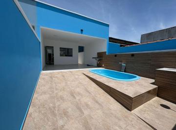 Casa de 2 quartos, Peruíbe · Casa com piscina e área gourmet em Peruíbe - R$ 350.000,00.