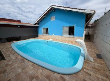 Casa de 3 quartos, Peruíbe · Casa com 3 quartos e piscina em Peruíbe - R$ 650.000,00.