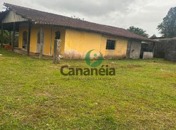 Foto 01 · Casa no Itapitangui com amplo terreno, excelente oportunidade para reforma - Cananéia / SP