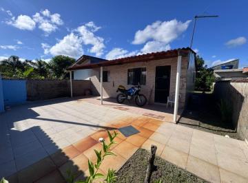 Casa de 2 quartos, Peruíbe · Casa no lado serra, com 2 quartos. Localizada em Peruíbe.