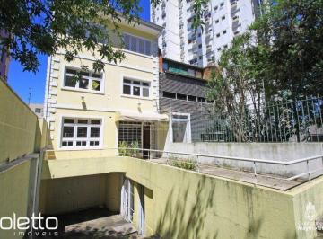 Casa · 400m² · 3 Quartos · 3 Vagas · Casa para Venda - 258m², 3 dormitórios, sendo 1 suites, 3 vagas - Rio Branco
