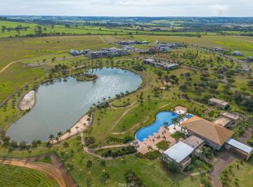 2f0222b5-1dec-4db2-a9a2-7db35c5aaab8 · Lote em condomínio para venda em Residencial Haras Patente, 940m²