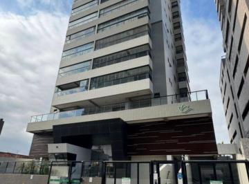mlhck1e2ytg3yjg1zjfindqx_md · APARTAMENTO 2 DORMITÓRIOS, SUÍTE, 40 METROS DA PRAIA, PÉ NA AREIA, VISTA MAR E PRÉDIO NOVO!!