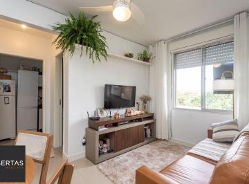 Apartamento · 38m² · 1 Quarto · 1 Vaga · Apartamento no Cristal reformado de 1 dormitório e vaga rotativa