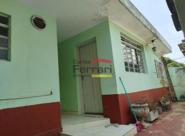 Casa · 70m² · 2 Quartos · 2 Vagas · Casa térrea com dois dormitórios.