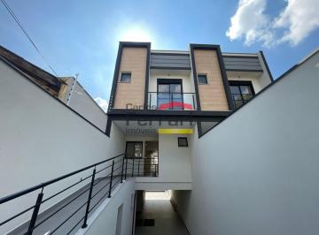 Casa · 179m² · 3 Quartos · 4 Vagas · Sobrado novo com 3 suítes, piscina e 4 vagas em Santa Teresinha