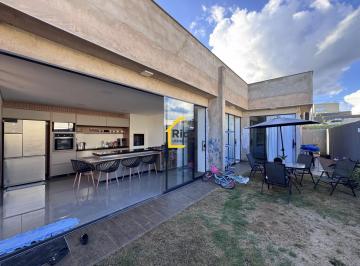 Casa · 150m² · 2 Quartos · 1 Vaga · VILLA SUÍÇA: Casa em Construção (Ágio) | Pé-Direito Alto e Fachada Imponente!