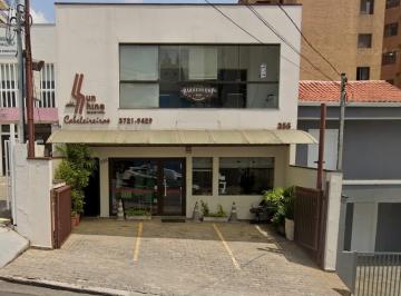 Comercial · 180m² · 3 Vagas · Loja na Rua Regente Leon Kaniefsky, 356 • 180 m²