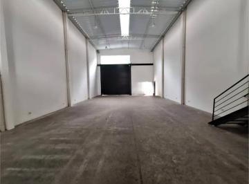 Comercial · 116m² · 4 Vagas · Galpão na Rua Manuel Jacinto, 396 • 116 m²