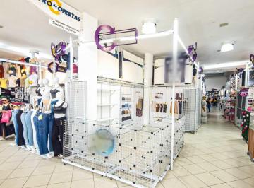 Comercial · 11m² · Loja em shopping na Rua Antônio Agu, 209 - box 125 • 11 m²