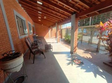 Casa · 246m² · 3 Quartos · 2 Vagas · Casa para venda em Jardim Brasília (vila Xavier) de 246.00m² com 3 Quartos, 1 Suite e 2 Garagens