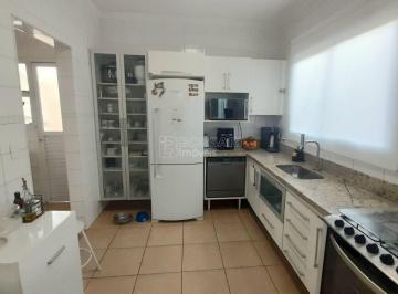 Casa · 131m² · 3 Quartos · 2 Vagas · Casa de Condomínio para venda em Jardim Botanico de 131.00m² com 3 Quartos, 1 Suite e 2 Garagens
