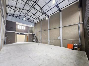 Comercial · 220m² · 3 Vagas · Galpão / Depósito / Armazém para alugar em Vila Califórnia de 220.00m² com 3 Garagens