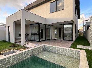 Casa · 230m² · 4 Quartos · 2 Vagas · Vendo Linda Casa no Condomínio Terras Alphaville com 280m2 piscina privativa, 4/4, 3 suítes, garagem