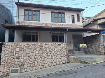 Casa de 2 quartos, Nova Friburgo · Casa independente com garagem em Olaria - Nova Friburgo